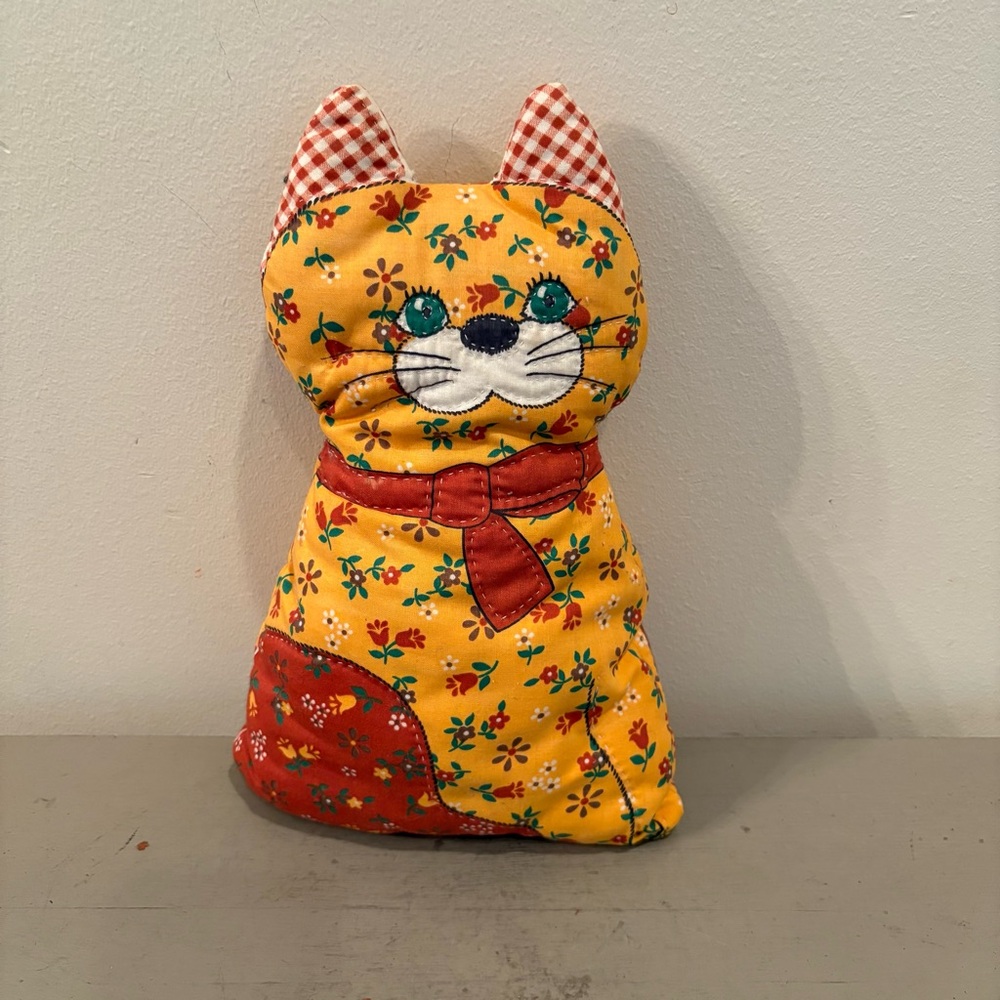 VTG Patchwork Calico Cat Folk Art Plushie
